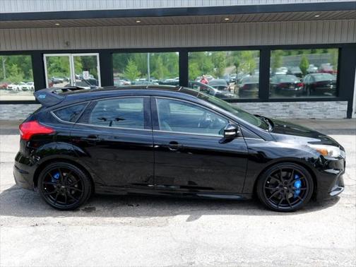 2017 Ford Focus RS Base