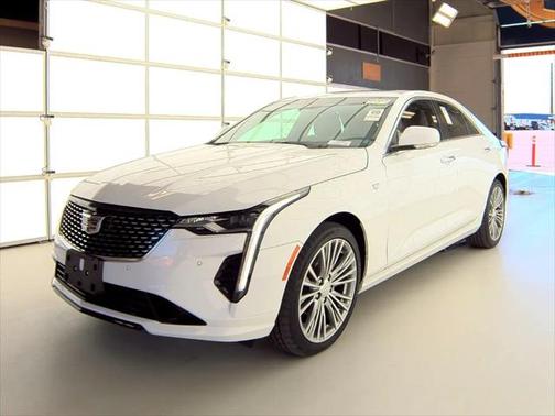 2022 Cadillac CT4 Premium Luxury