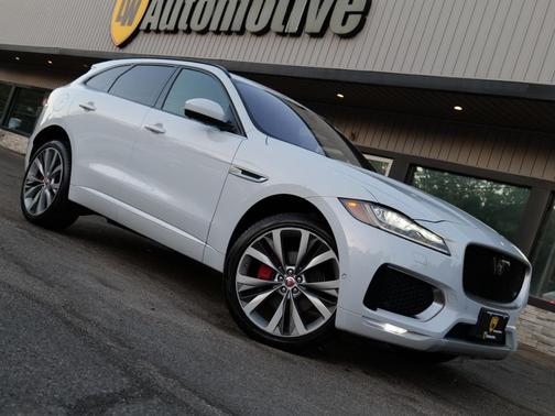 2019 Jaguar F-PACE S