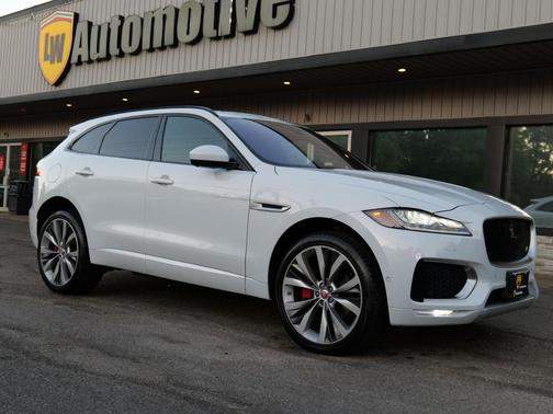 2019 Jaguar F-PACE S