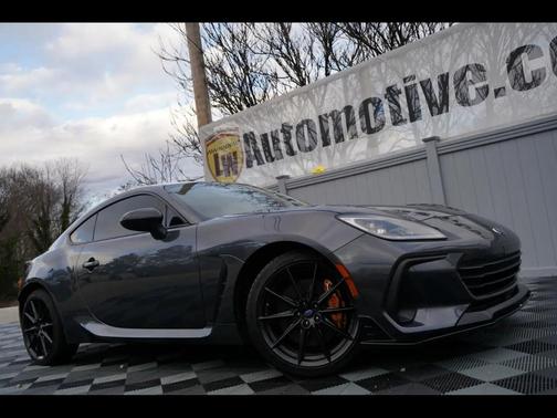 2024 Subaru BRZ tS