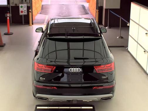 2019 Audi Q7 45 Premium