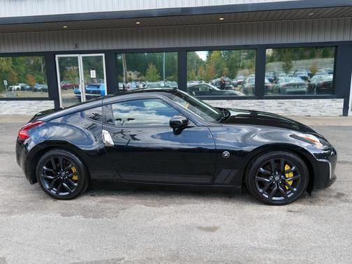 2019 Nissan 370Z Base