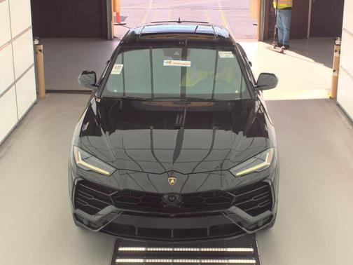 2021 Lamborghini Urus AWD