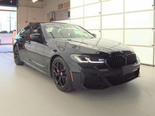 2022 BMW 530 i xDrive
