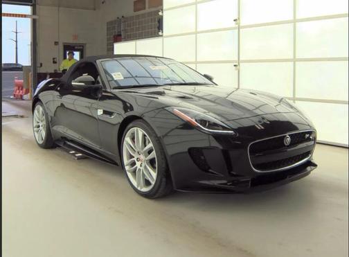 2017 Jaguar F-TYPE R