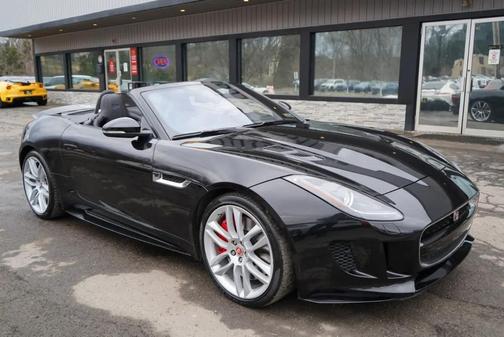 2017 Jaguar F-TYPE R