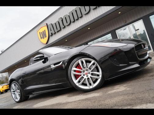 2017 Jaguar F-TYPE R