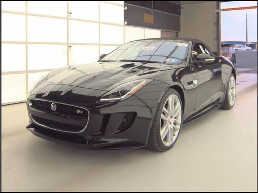 2017 Jaguar F-TYPE R