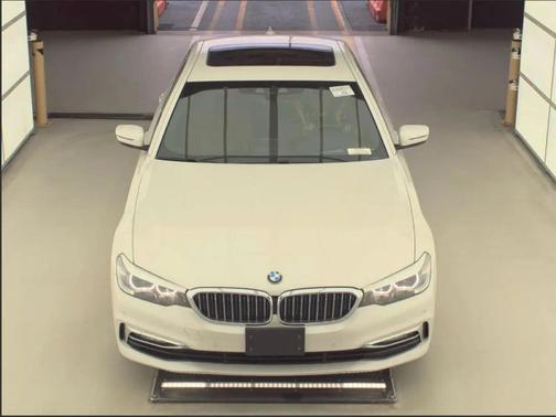 2018 BMW 530e xDrive iPerformance
