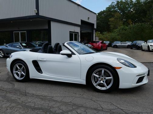 2017 Porsche 718 Boxster Roadster