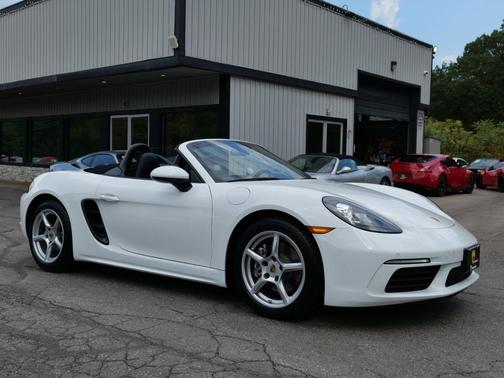 2017 Porsche 718 Boxster Roadster