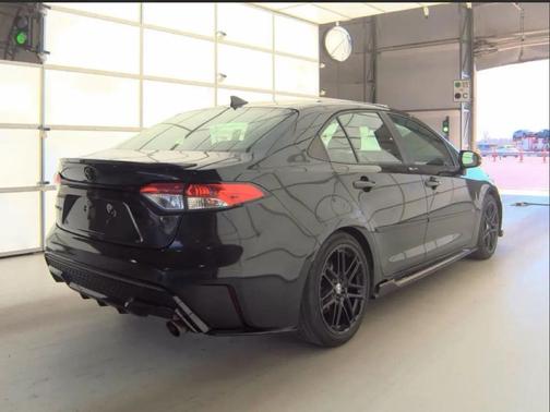 Black Sand Pearl 2022 Toyota Corolla SE