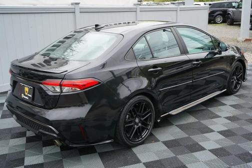 Black Sand Pearl 2022 Toyota Corolla SE