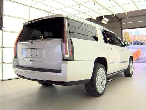 2019 Cadillac Escalade ESV Platinum