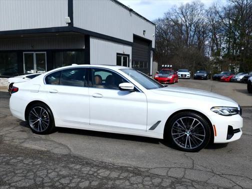2022 BMW 530 i xDrive