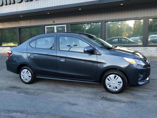 2024 Mitsubishi Mirage G4 ES