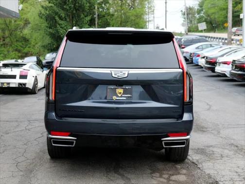 2022 Cadillac Escalade Premium Luxury