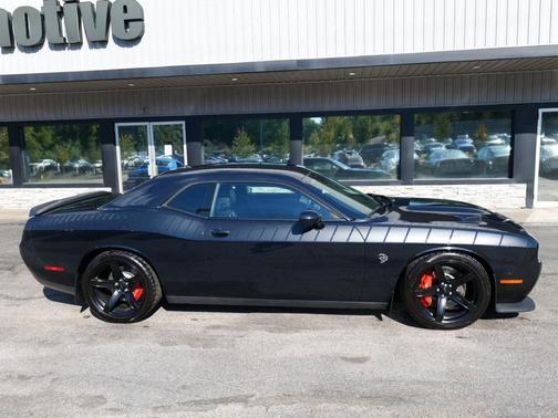 2015 Dodge Challenger SRT Hellcat