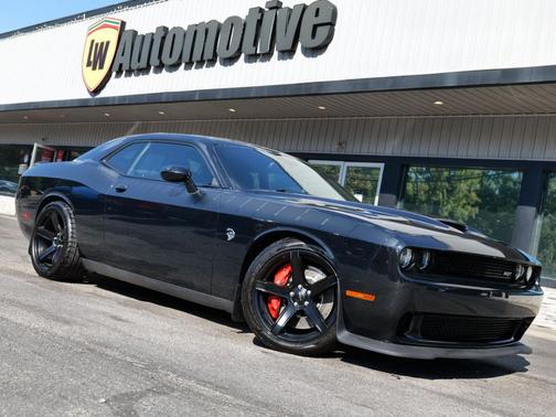 2015 Dodge Challenger SRT Hellcat