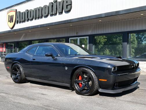 2015 Dodge Challenger SRT Hellcat