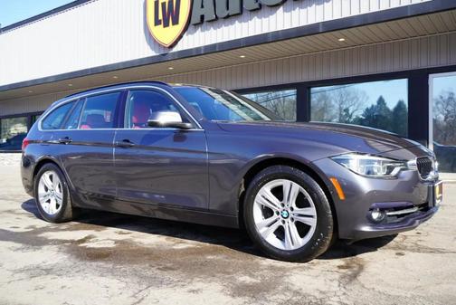 2018 BMW 330 i xDrive