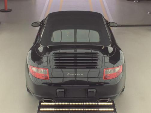 2005 Porsche 911 911 Carrera Cabriolet