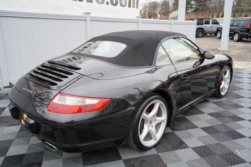 2005 Porsche 911 911 Carrera Cabriolet