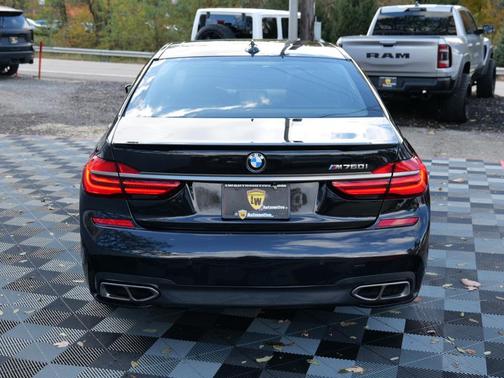2018 BMW M760 i xDrive
