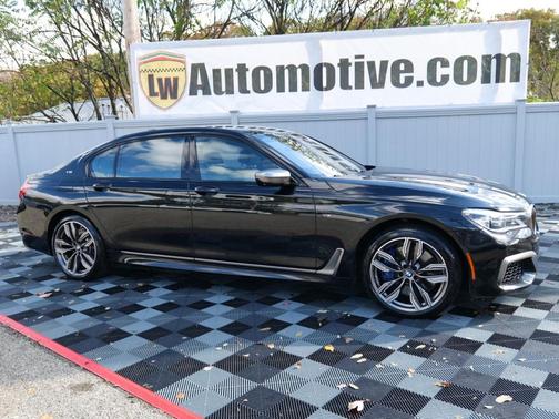 2018 BMW M760 i xDrive