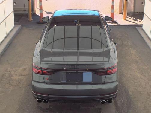 2022 Audi S8 4.0T