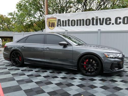 2022 Audi S8 4.0T