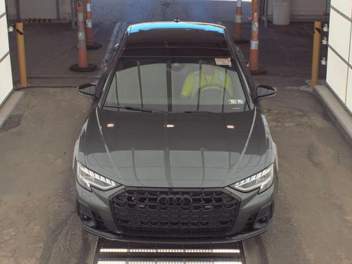 2022 Audi S8 4.0T
