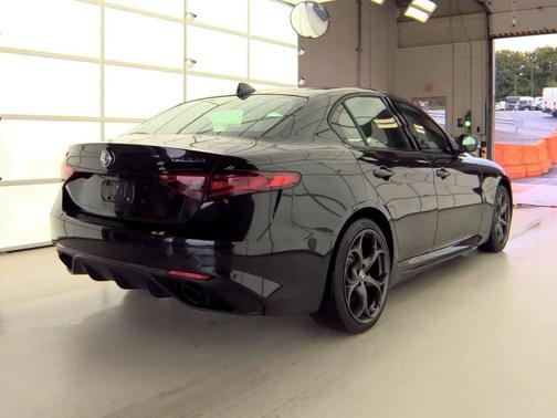 2019 Alfa Romeo Giulia Ti Sport Carbon