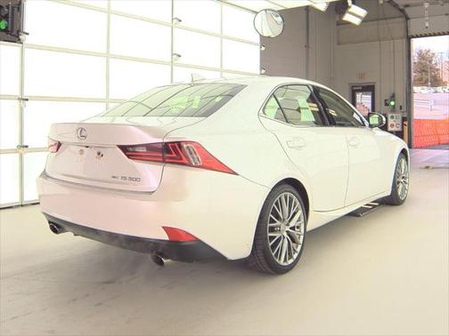 2016 Lexus IS 300 Base