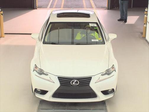 2016 Lexus IS 300 Base