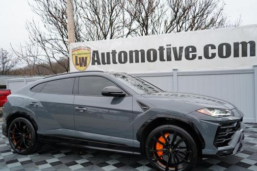 2021 Lamborghini Urus AWD