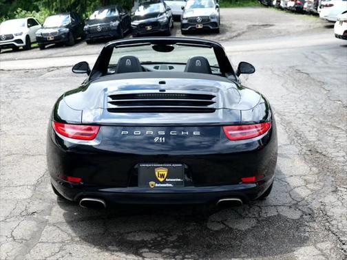 2016 Porsche 911 Black Edition