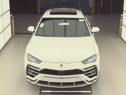 2020 Lamborghini Urus AWD
