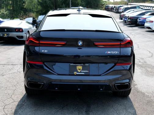 2023 BMW X6 M50i