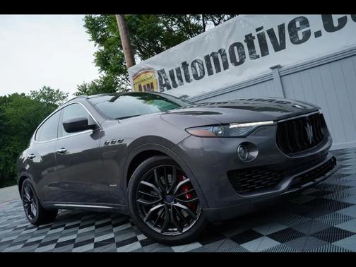 Gray 2018 Maserati Levante S GranSport