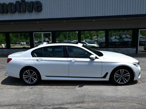 2017 BMW 750 i xDrive