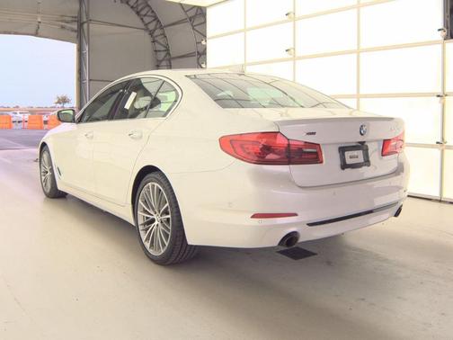 2017 BMW 530 i xDrive