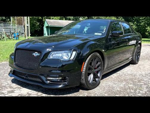 2023 Chrysler 300 C