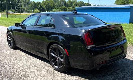 2023 Chrysler 300 C