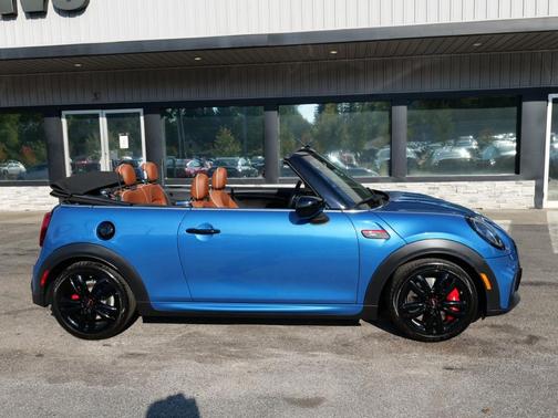 2022 MINI Convertible John Cooper Works