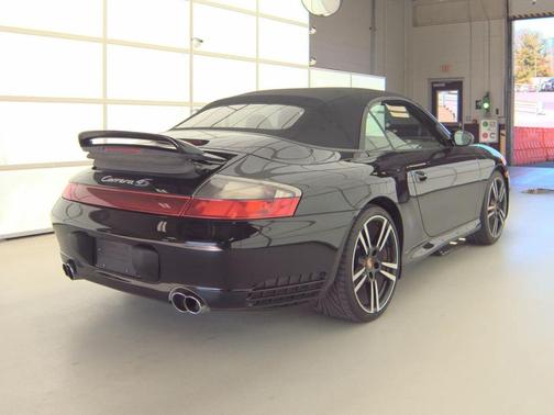 2004 Porsche 911 911 Carrera Cabriolet