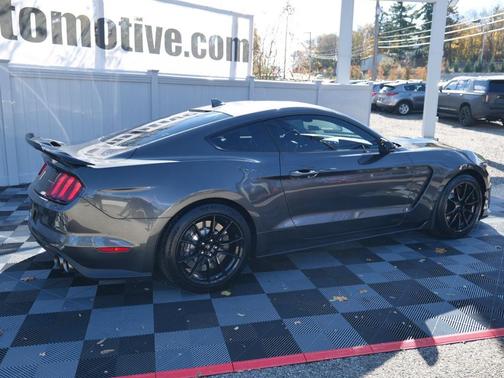 2020 Ford Shelby GT350 Base