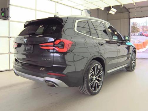 2023 BMW X3 sDrive30i