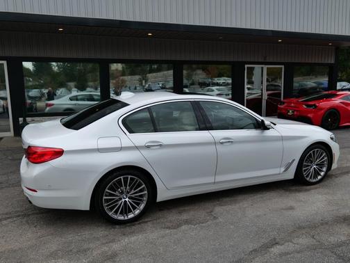 2017 BMW 530 i xDrive